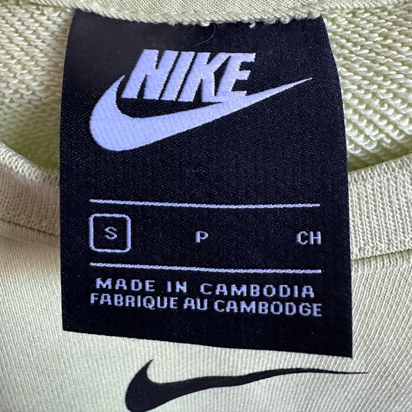 Nike Women's Lime Green Draw Cord Cropped Hoodie - Size S - EUC - Picture 5 of 5